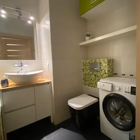 Apartment Metro Ursynow Chopin Airport View Floor *