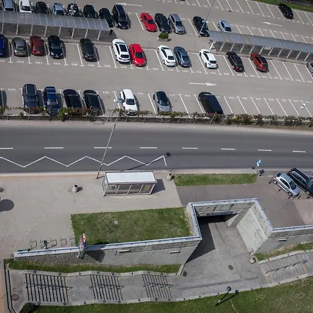 Metro Ursynow Chopin Airport View Floor Apartment